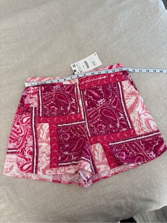 Zara Pants - Zara High-Waist Paisley Patchwork Shorts in Fuchsia and Light Pink